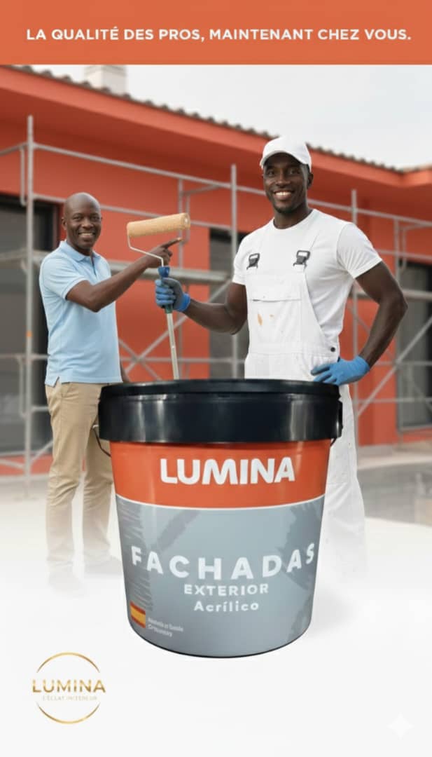Artisan Maître LUMINA certifié avec seau LUMINA Fachadas